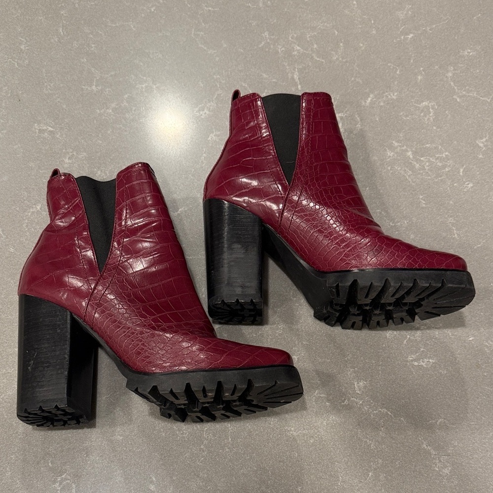 Steve Madden Red Croc-Embossed Ankle Booties